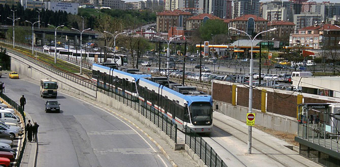 Zeytinburnu tramvay hattı yerin altına alınıyor…