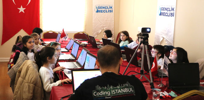 “Coding İstanbul Projesi” ile çocuklar eğlenerek öğrenecek