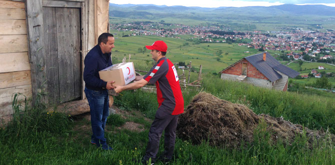 Kızılay’ın ramazan yardımları Balkanlar’da 19 bin kişiye ulaşacak