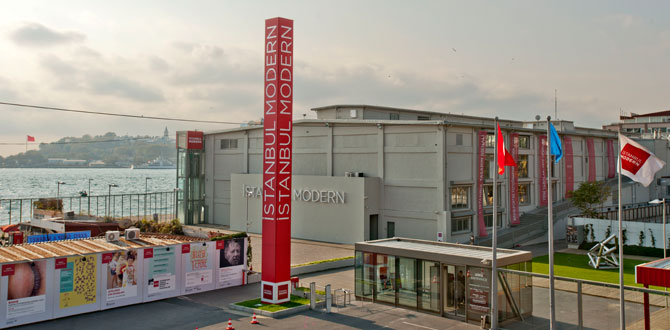 İstanbul Modern’in yeni müze binası için imzalar atıldı
